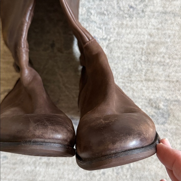 Ugg women’s boots
Size 9.5
Color: brown - Picture 4 of 9